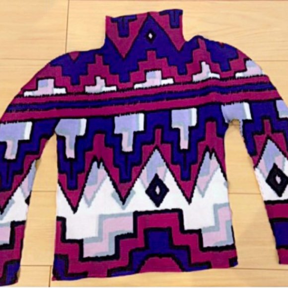 Me By Issey Miyake Long Sleeve Top